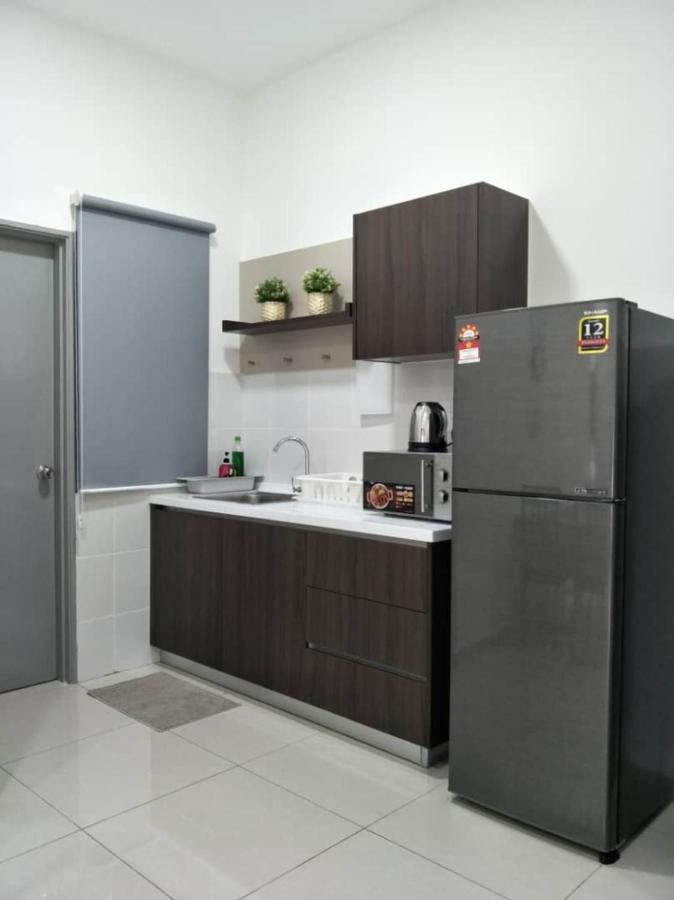 Mesahill Nilai 2 Room Condo - Fast Wifi, Amazing Pool & Tv Экстерьер фото