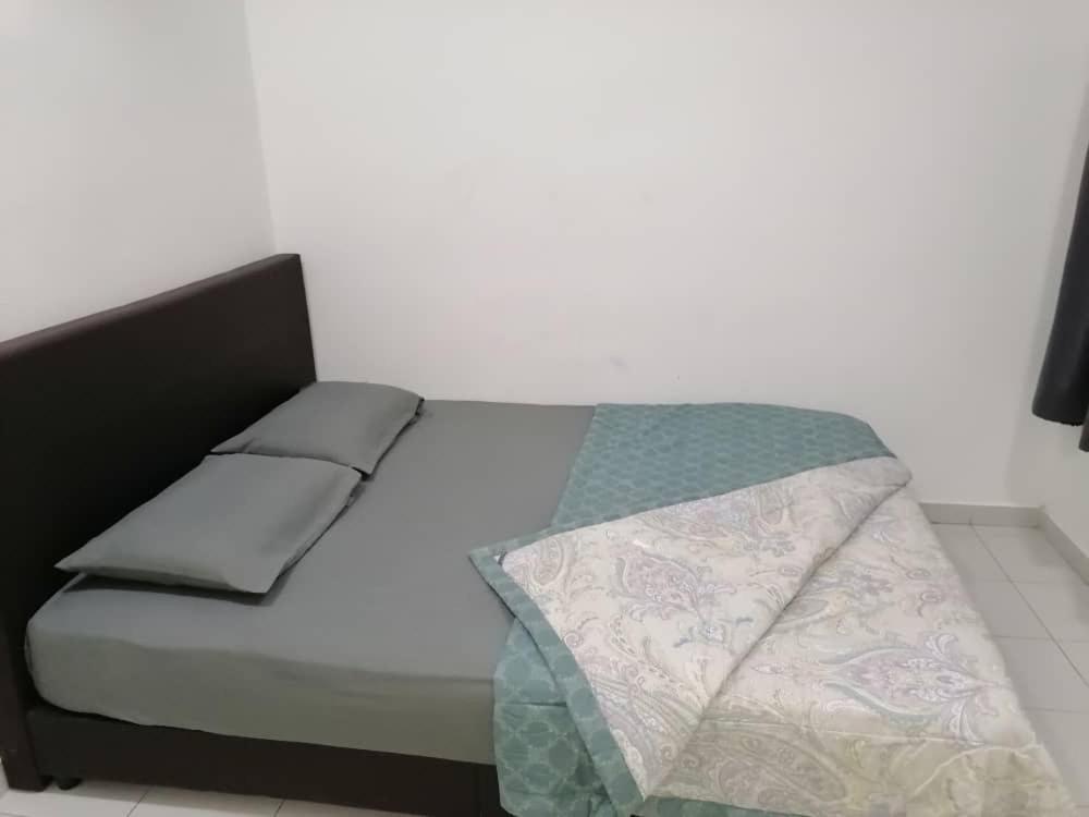 Mesahill Nilai 2 Room Condo - Fast Wifi, Amazing Pool & Tv Экстерьер фото