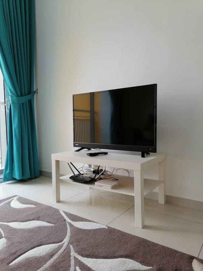 Mesahill Nilai 2 Room Condo - Fast Wifi, Amazing Pool & Tv Экстерьер фото